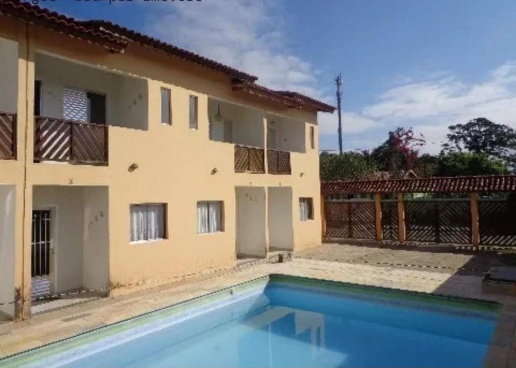  Casa condomínio Caraguatatuba