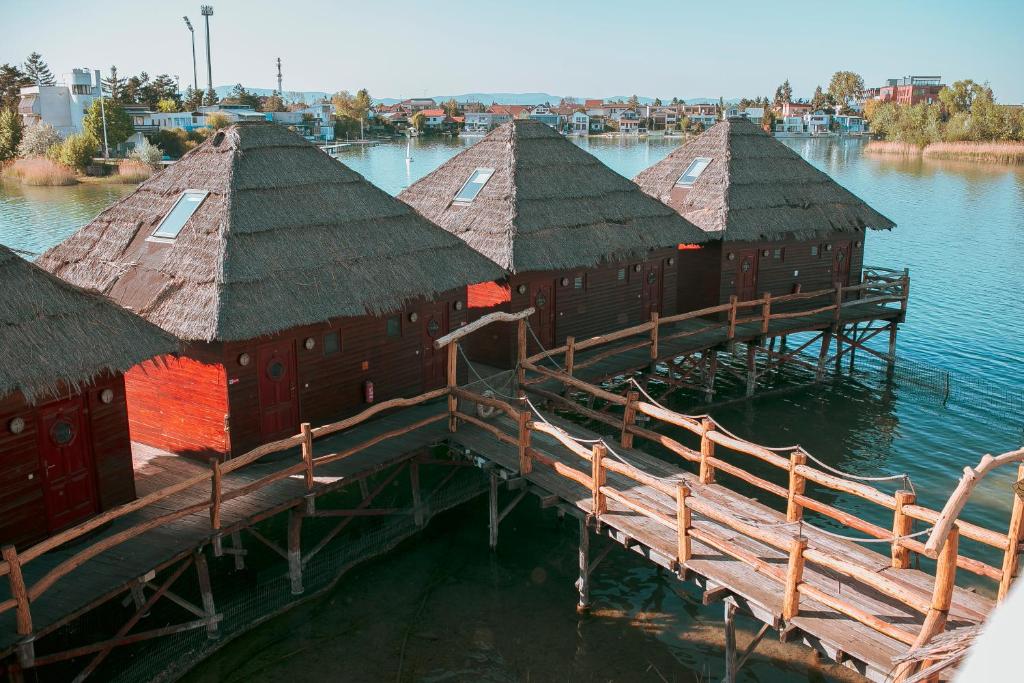 Fotografia z galérie ubytovania Bora Bora na Slnečných jazerách v Senci