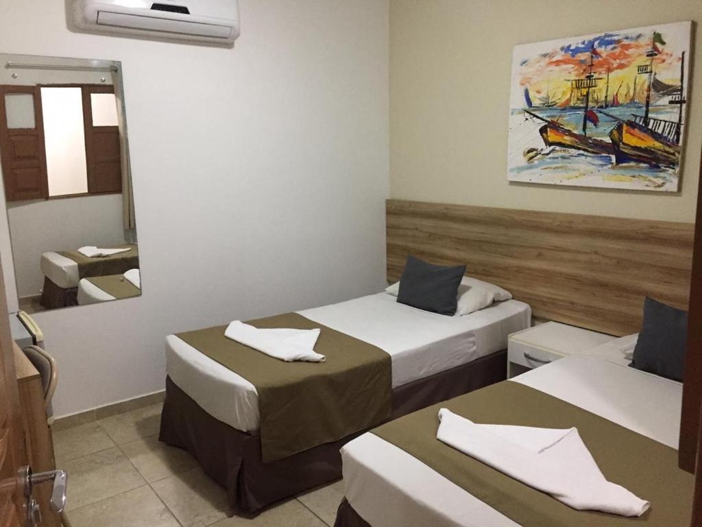  Conde Hotel
