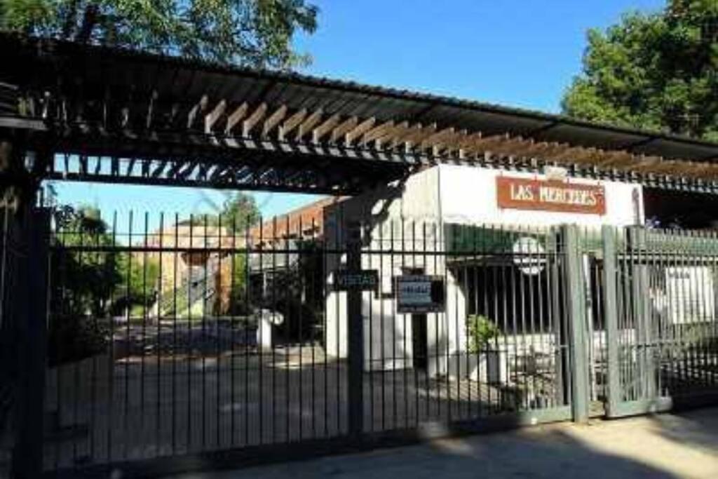 ピラルにあるDepartamento en el complejo Las Mercedesのギャラリーの写真