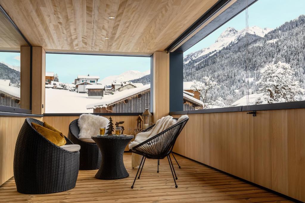 Nespecifikovaný výhled na hory nebo výhled na hory při pohledu z apartmánu