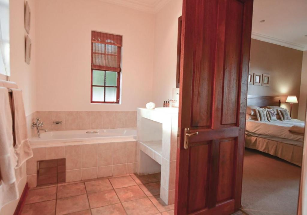 The Clarens Place - Room King Con Mountain View
