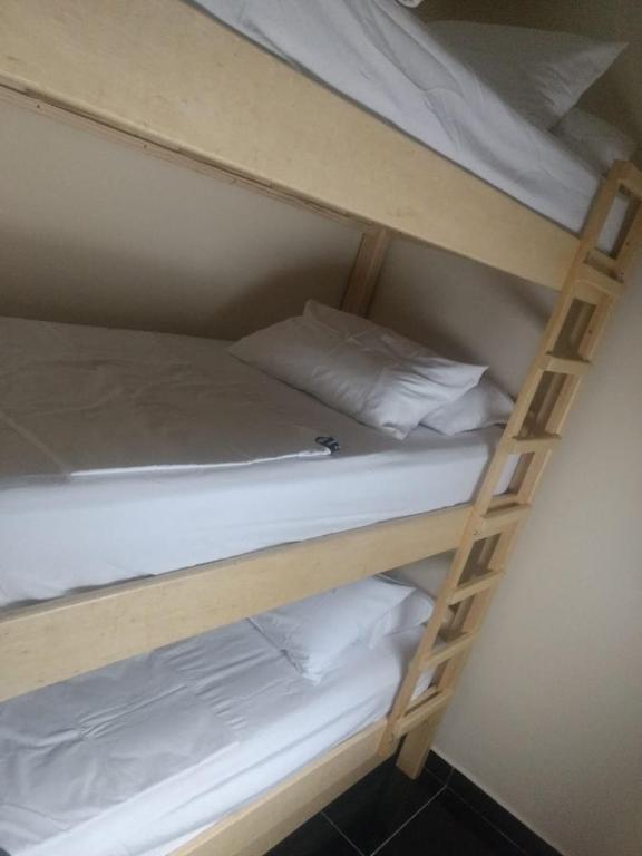  Hostel 1111