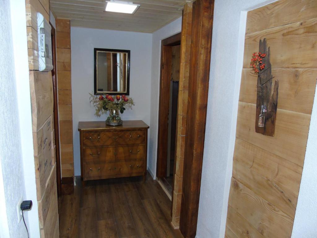 Fotografie z fotogalerie ubytování Room's chez BeNi v destinaci Grächen