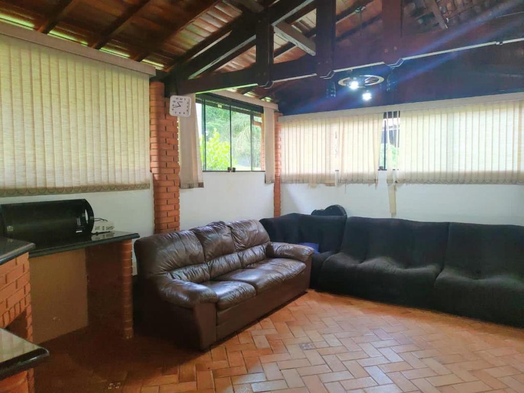  Chácara c/ 50 mil metros lago+piscina