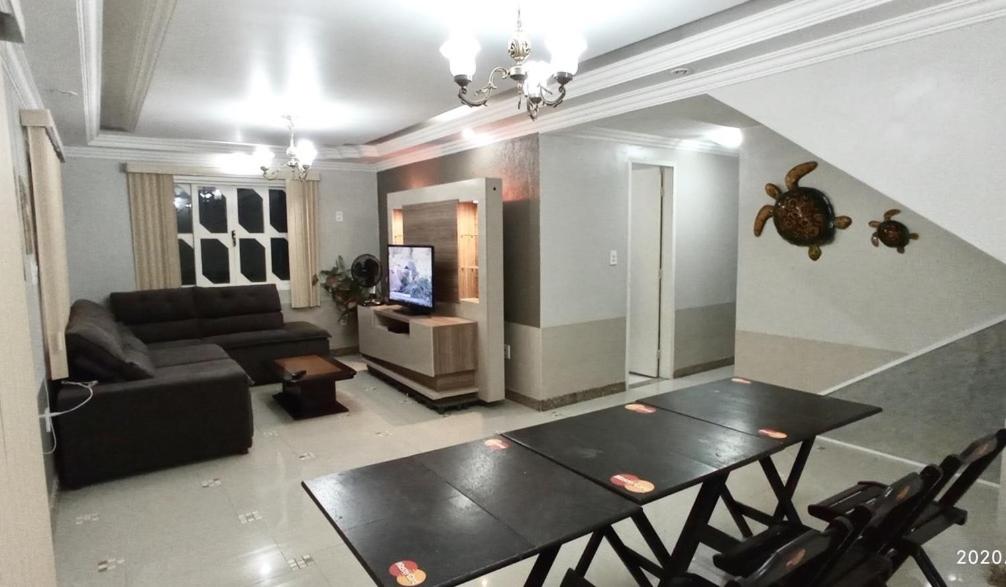  Casa duplex em Rio das Ostras