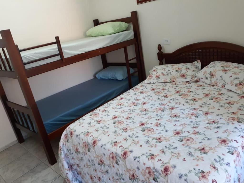  Casa com piscina próximo à Avenida das Cataratas