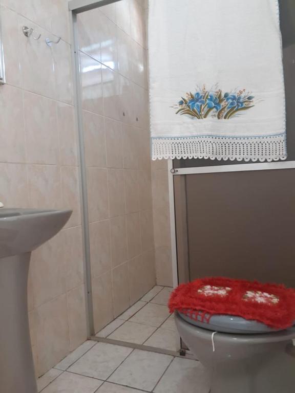  Casa com piscina próximo à Avenida das Cataratas
