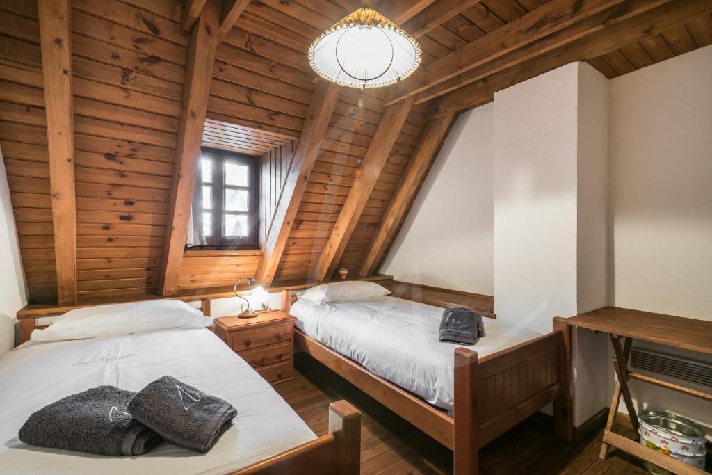Postel nebo postele na pokoji v ubytování Casa Ferrera by SeaMount Rentals