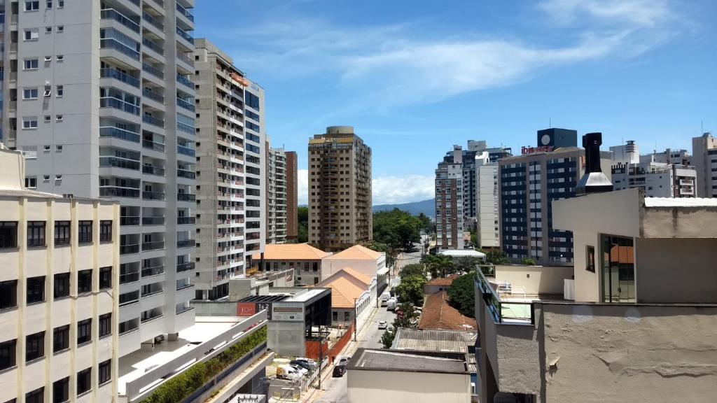  Apartamento dois quartos no centro com garag top!