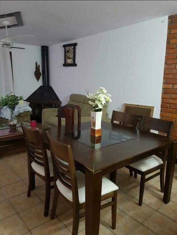  Canas big house