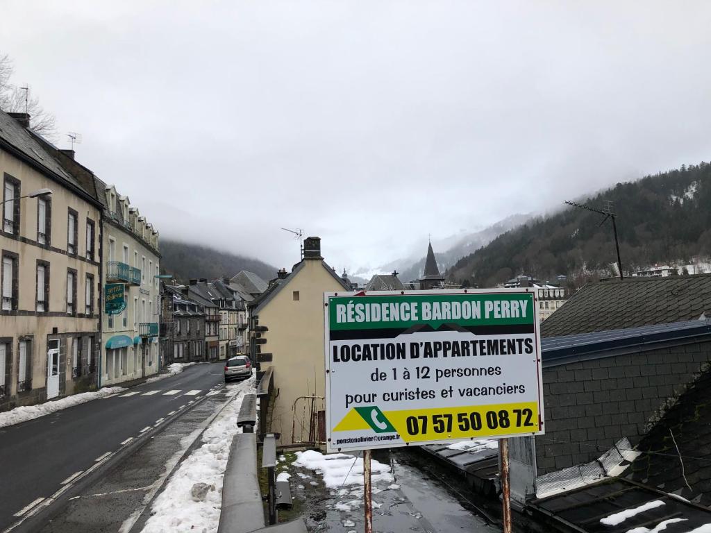 Vue générale sur la montagne ou vue sur la montagne depuis l'appartement
