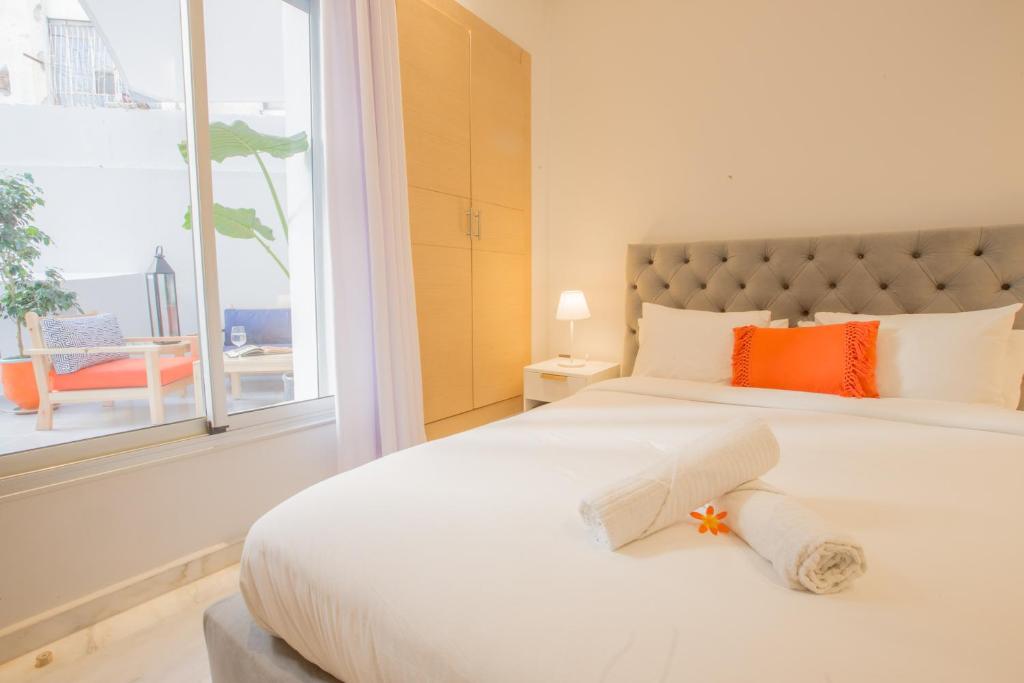 Postel nebo postele na pokoji v ubytování Stayhere Rabat - Agdal 2 - Classic Residence