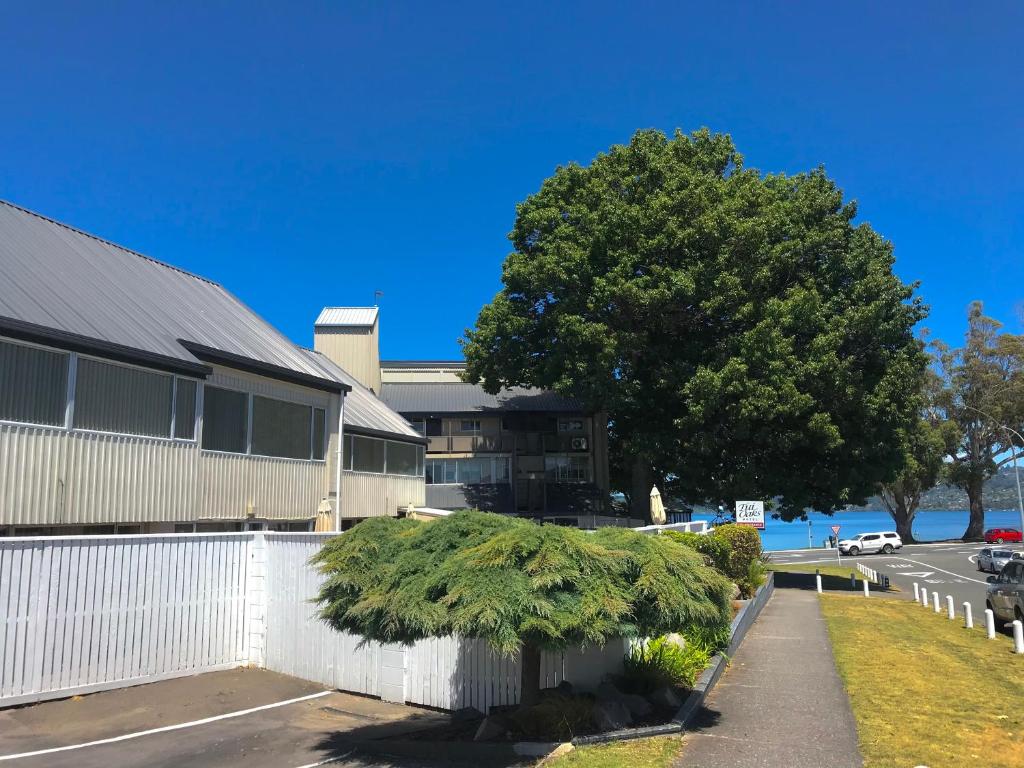 Tui Oaks Motel - Resim 27