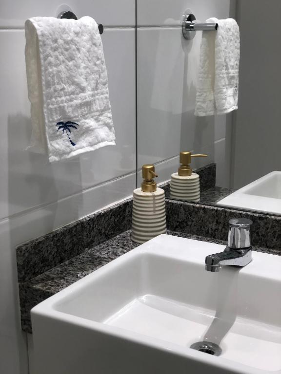  Apartamento em Guarajuba BA