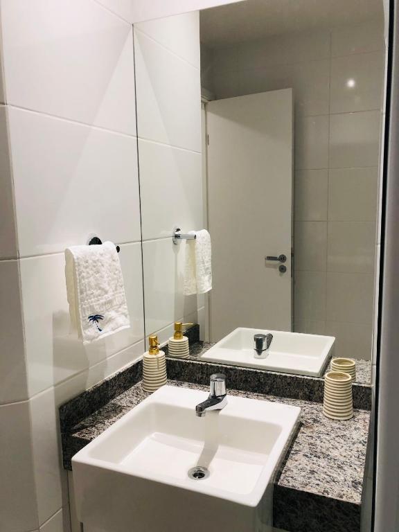  Apartamento em Guarajuba BA