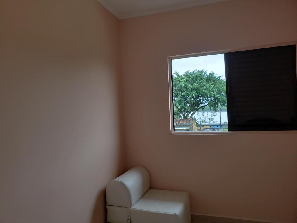  Tranquilo com vista para o Rio Itapanhau