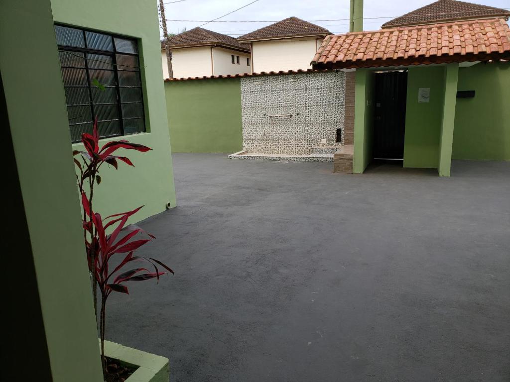  Tranquilo com vista para o Rio Itapanhau
