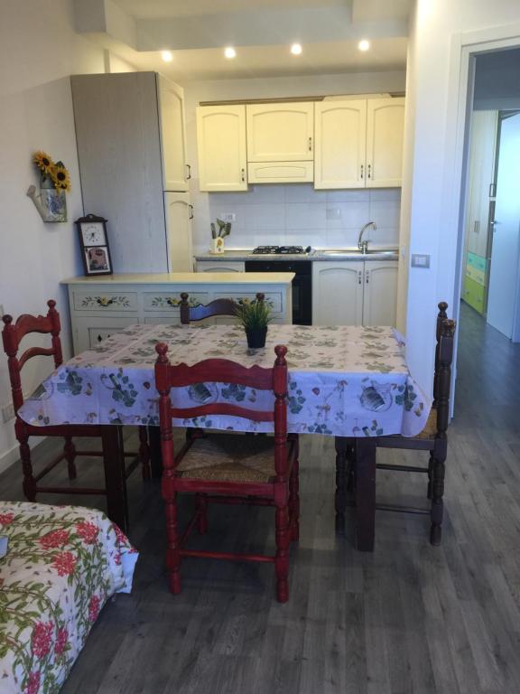 Η κουζίνα ή μικρή κουζίνα στο casa oasi