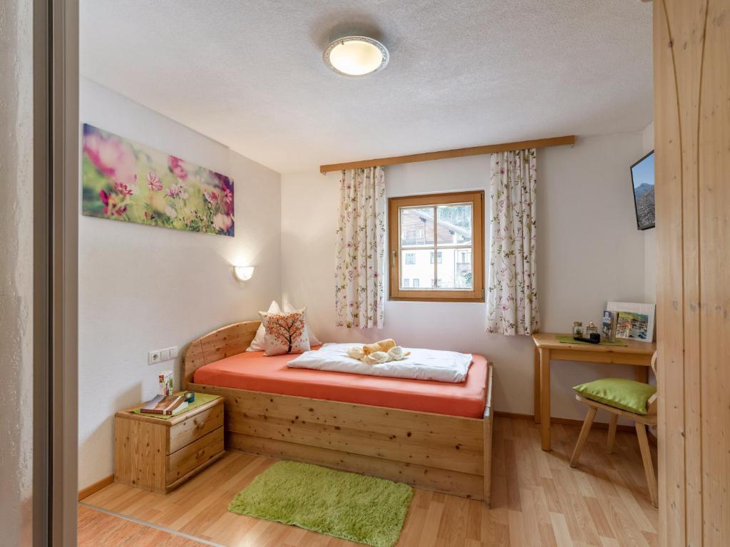 Posteľ alebo postele v izbe v ubytovaní Gästehaus Hochstaffl