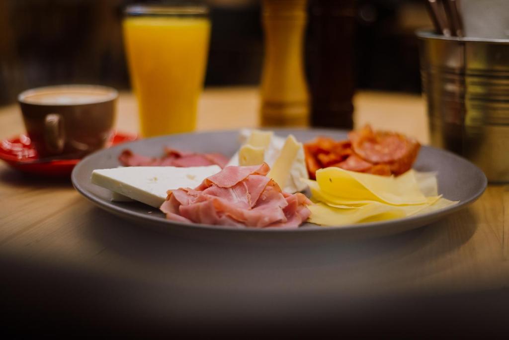 The Square Hotel - Resim 30