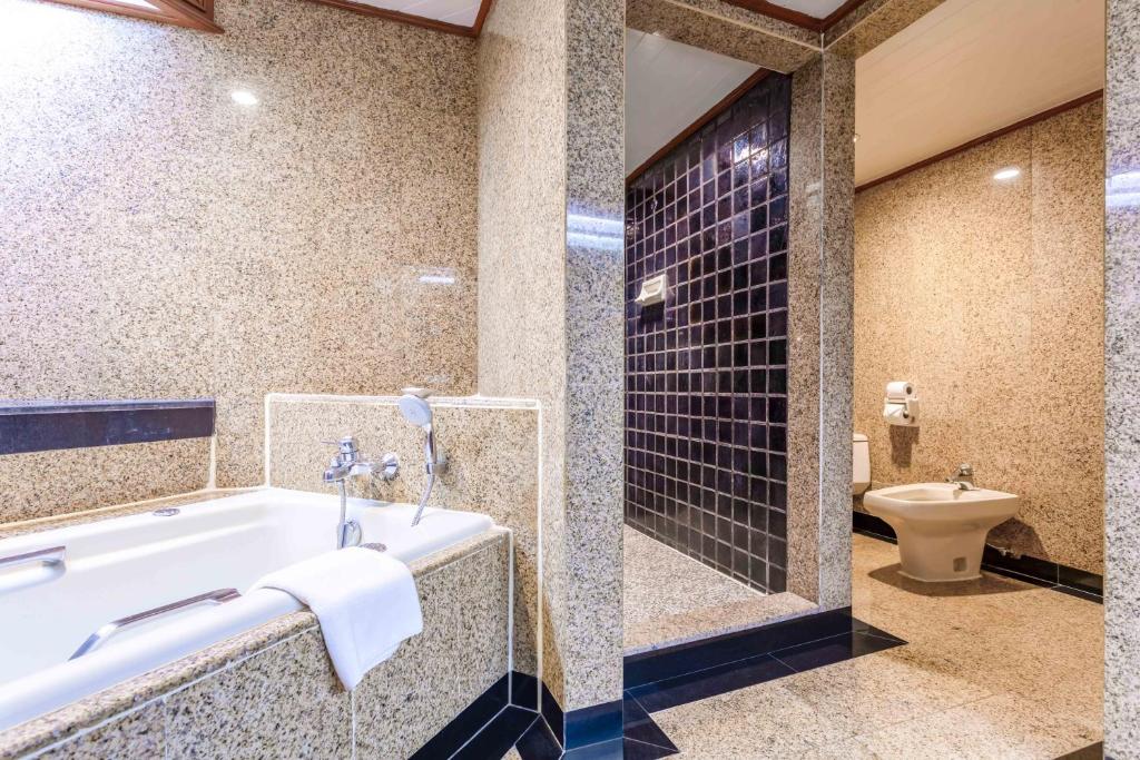 
Grand Suite River View King
