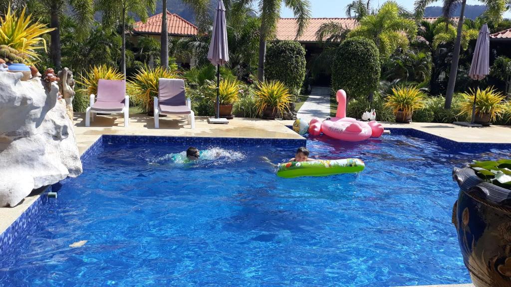 Bazén v ubytování Stella Resort nebo v jeho okolí