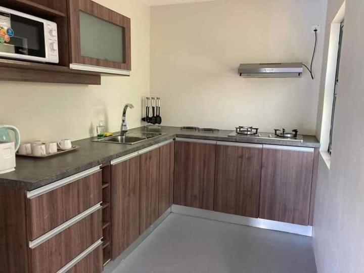 Kuchyň nebo kuchyňský kout v ubytování Valmarin Seafront Apartments