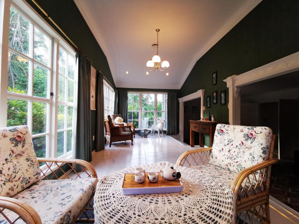 Amy's Forest City Villa - Resim 19