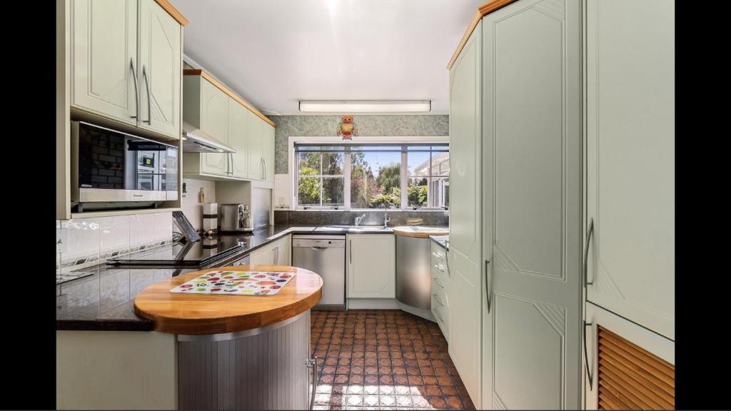 Amy's Forest City Villa - Resim 13