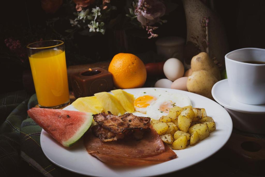 Jídlo v aparthotelu nebo okolí