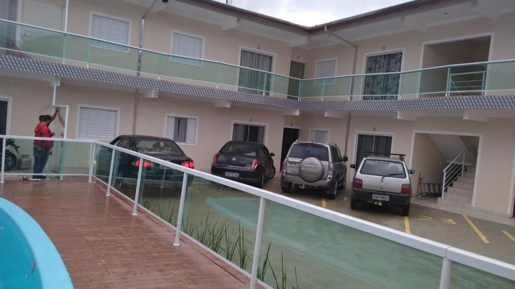  Alugo apartamento pra temporada em Maranduba- Ubatuba