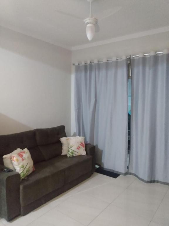  Alugo apartamento pra temporada em Maranduba- Ubatuba