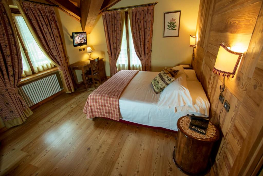 Zdjęcie z galerii obiektu Laghetto Alpine Hotel & Restaurant w mieście Brusson