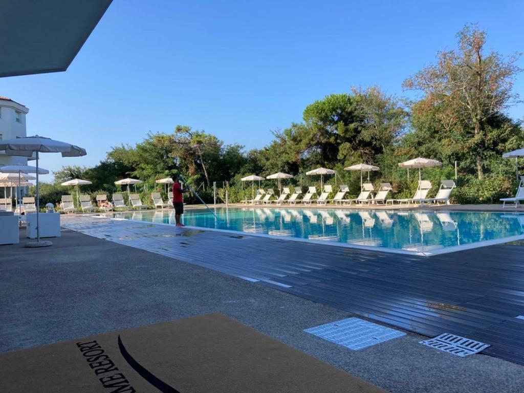 Bazén v ubytování Toscana Charme Resort nebo v jeho okolí