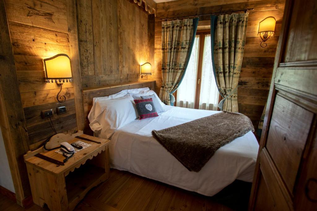 Zdjęcie z galerii obiektu Laghetto Alpine Hotel & Restaurant w mieście Brusson