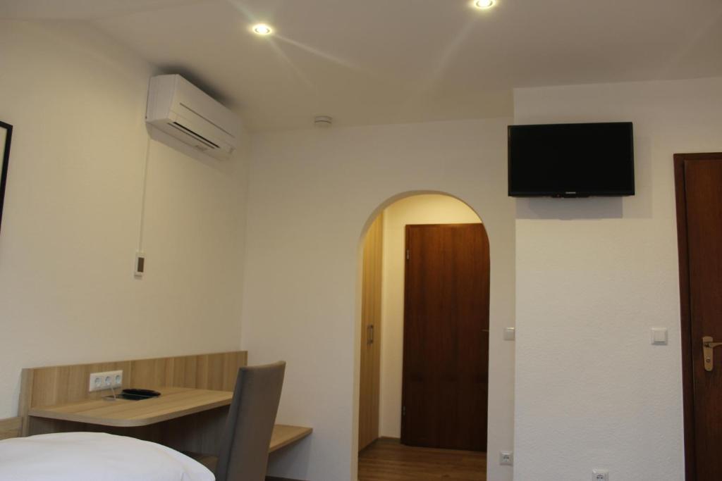 Gasthof und Pension zum Löwen - Habitación Business Con Dos Camas Individuales