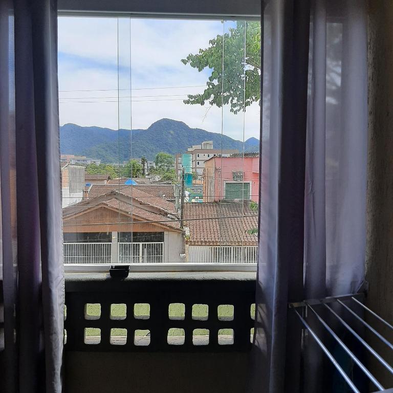  APTO PERTINHO DA PRAIA - Lindo e Equipado! Internet e 3 Tvs - Completo!