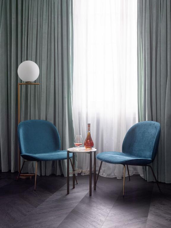 Posezení v ubytování Amosa Liège City Centre Hotel