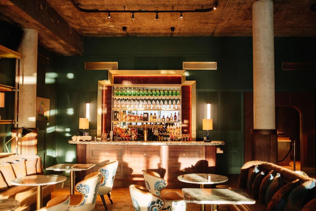 The Dean Cork - Resim 30