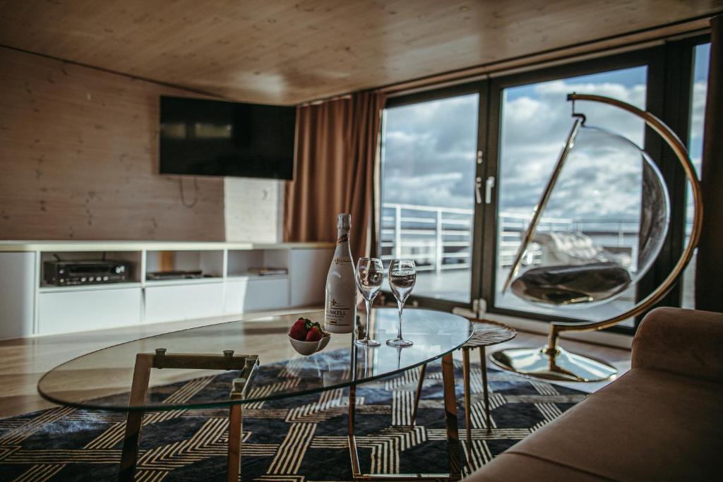 HT Houseboats - domki na wodzie - sauna, lake view - 5