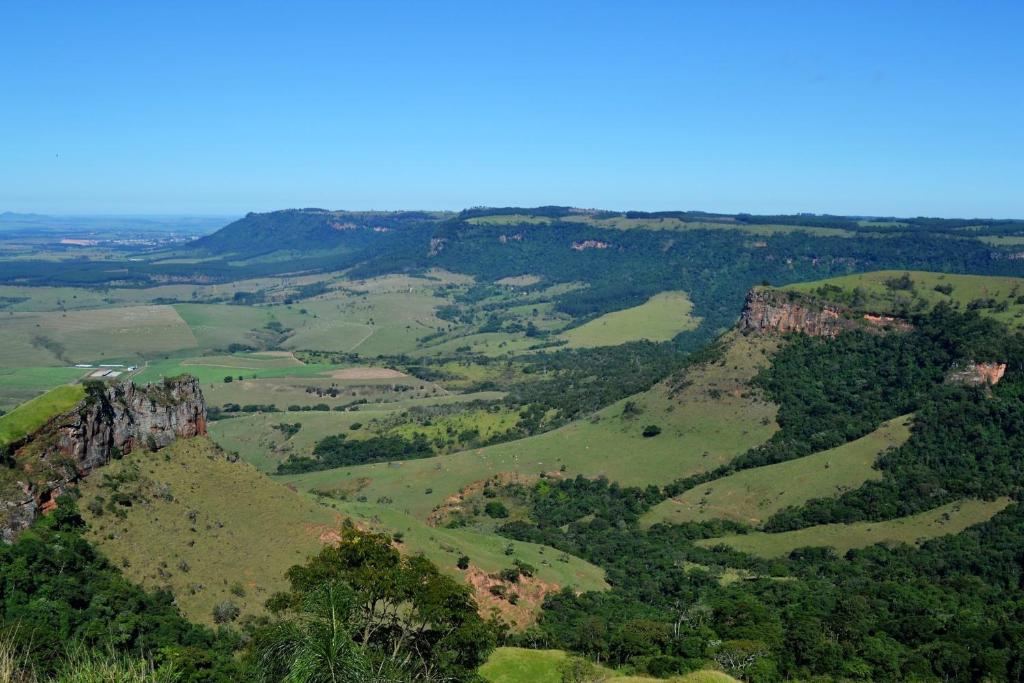  CAMPING REFÚGIO NA FAZENDA ITIRAPINA -Acampe com a sua barraca em meio a Natureza