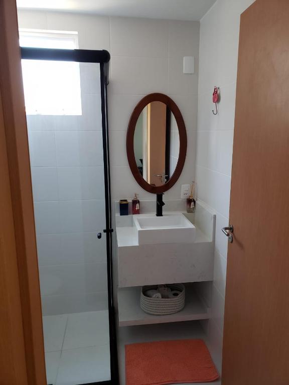  Pé na areia com vista do mar mesmo do sofá da sala