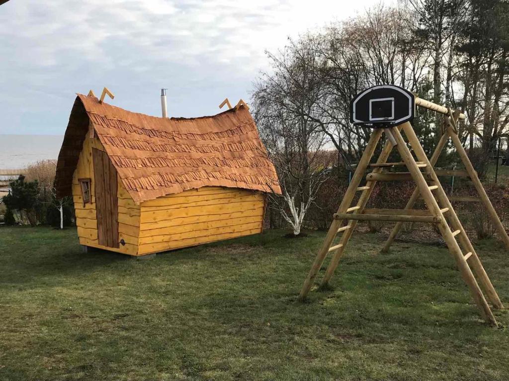 Budova, kde se prázdninový dům nachází