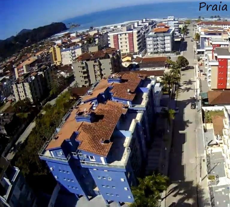an aerial view of a city with buildings at Apartamento Amplo Praia Grande Ubatuba JJ Mendes in Ubatuba