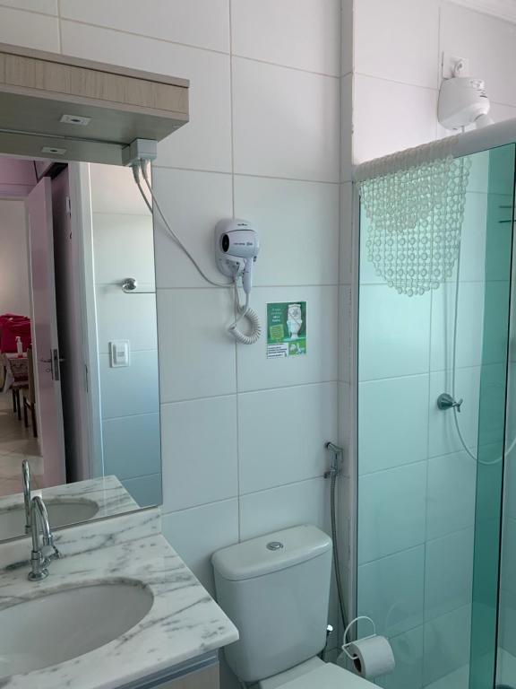  Apto Condomínio Vila Monrealle