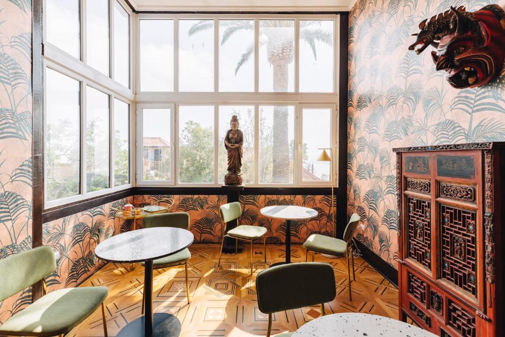 Posezení v ubytování Casablu Hotel