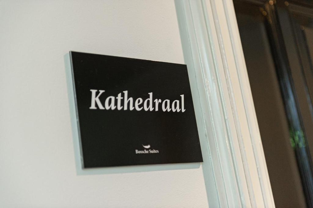 Bossche Suites Stationsweg - Resim 30