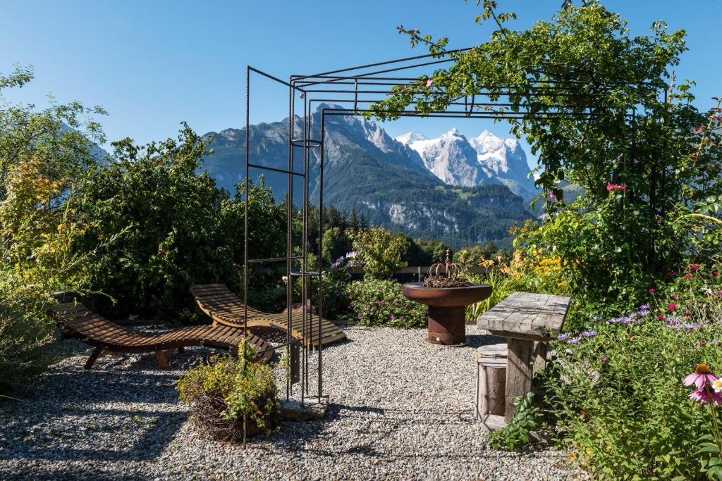 Nespecifikovaný výhled na hory nebo výhled na hory při pohledu z bed and breakfast