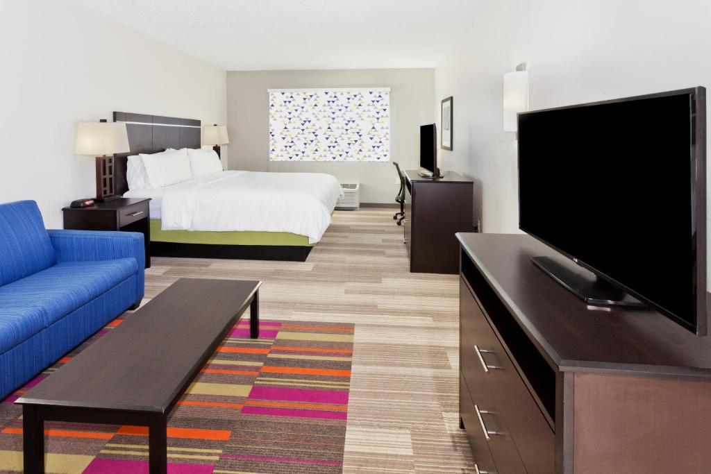 Holiday Inn Express Hotel & Suites Montgomery Boyd-Cooper Parkway, an IHG Hotel - 